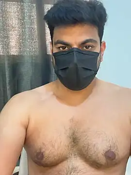 Handsome8677 online show from May 2026 11:20:01 AM