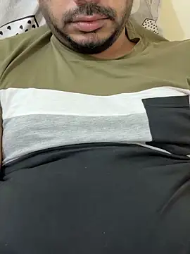 Snapshot of Handsome8677 chatting on February 2026 10:19:01 PM Handsome8677 online show from February 2026 10:19:01 PM