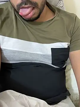 Snapshot of Handsome8677 chatting on February 2026 08:26:01 PM Handsome8677 online show from February 2026 08:26:01 PM