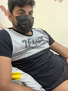 Snapshot of Handsome8677 chatting on January 2026 07:12:02 AM Handsome8677 online show from January 2026 07:12:02 AM