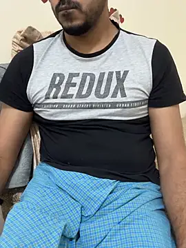 Snapshot of Handsome8677 chatting on February 2026 10:15:01 AM Handsome8677 online show from February 2026 10:15:01 AM