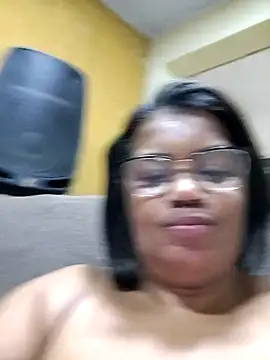 Pessoa54 online show from November 2025 04:46:01 AM