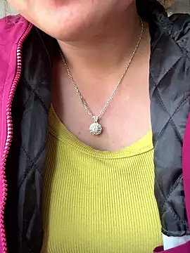 panda-bae online show from November 2025 05:33:01 AM