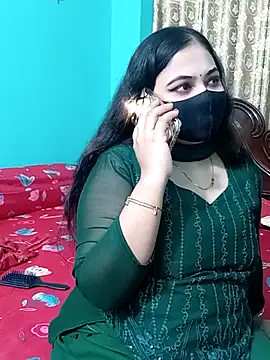 Snapshot of Porimoni22 chatting on February 2026 01:44:01 PM Porimoni22 online show from February 2026 01:44:01 PM