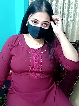 Snapshot of Porimoni22 chatting on February 2026 01:11:01 PM Porimoni22 online show from February 2026 01:11:01 PM