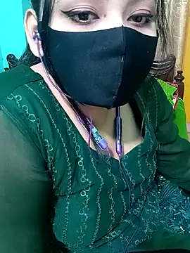 Snapshot of Porimoni22 chatting on January 2026 11:49:01 AM Porimoni22 online show from January 2026 11:49:01 AM