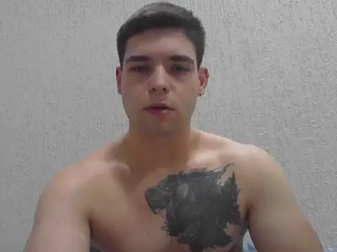 Zure-xxx online show from November 2025 08:13:01 PM