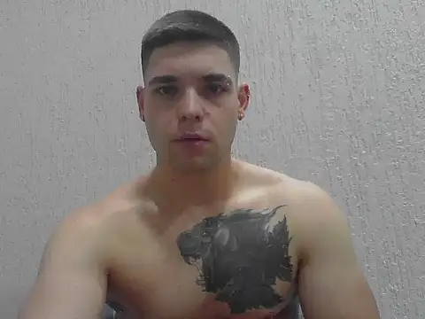 Zure-xxx online show from November 2025 07:50:02 PM