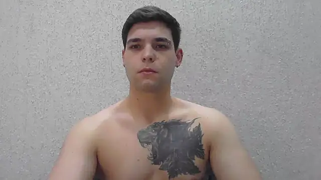 Snapshot of Zure-xxx chatting on June 2026 03:41:02 AM Zure-xxx online show from June 2026 03:41:02 AM