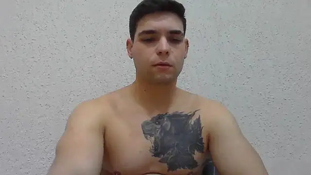 Snapshot of Zure-xxx chatting on July 2026 11:48:02 PM Zure-xxx online show from July 2026 11:48:02 PM