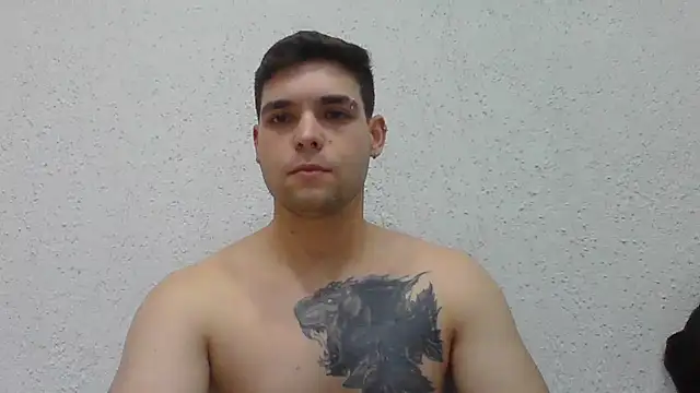 Snapshot of Zure-xxx chatting on July 2026 05:29:01 AM Zure-xxx online show from July 2026 05:29:01 AM