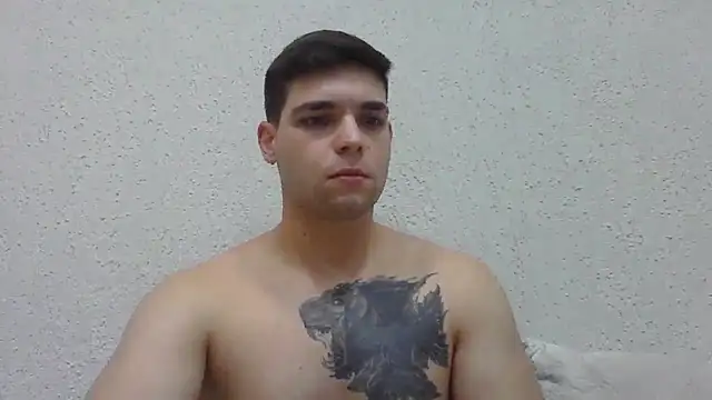 Snapshot of Zure-xxx chatting on July 2026 05:46:01 PM Zure-xxx online show from July 2026 05:46:01 PM