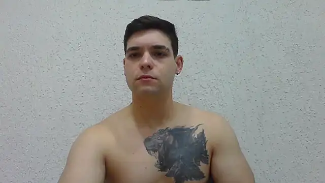 Snapshot of Zure-xxx chatting on July 2026 07:10:01 PM Zure-xxx online show from July 2026 07:10:01 PM