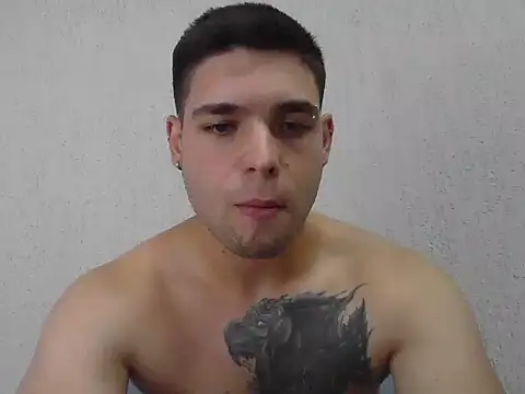 Zure-xxx online show from October 2025 01:15:01 AM