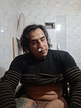 Rueditasss online show from May 2026 07:57:02 AM