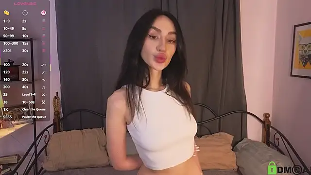 Marie Long online show from January 2026 06:25:01 PM