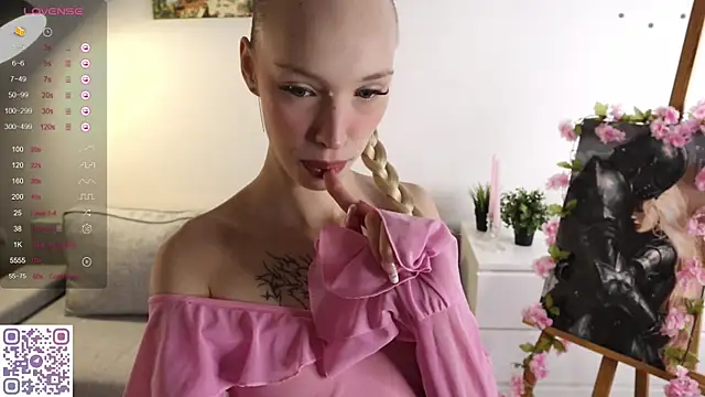 Snapshot of Grace_Glend chatting on July 2026 10:18:01 PM Grace Glend online show from July 2026 10:18:01 PM
