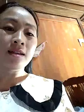 Spring-mky online show from October 2025 04:02:02 AM