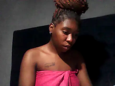 sexysmalldaily04 online show from October 2025 01:52:01 AM