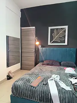 valentina herrrera online show from March 2026 04:29:01 PM