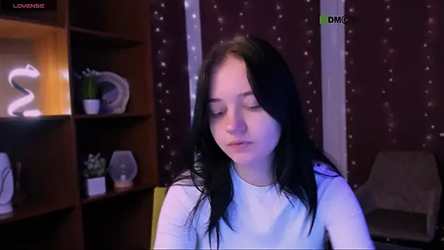 miki ti online show from November 2025 05:57:02 AM