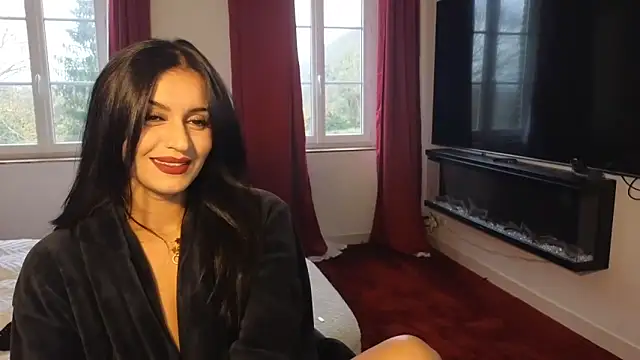 Lailawick online show from November 2025 02:54:02 PM