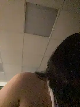 AliceLune online show from November 2025 02:20:02 PM