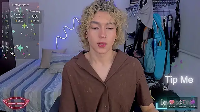 Lyric Mirage online show from December 2025 10:55:01 PM