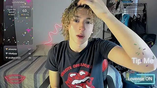 Lyric Mirage online show from November 2025 09:30:01 PM