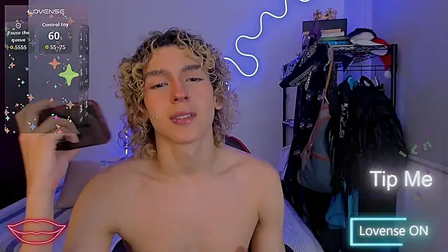 Lyric Mirage online show from December 2025 09:59:01 PM