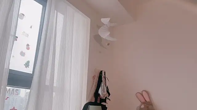 lsevenlll online show from December 2025 09:09:01 AM