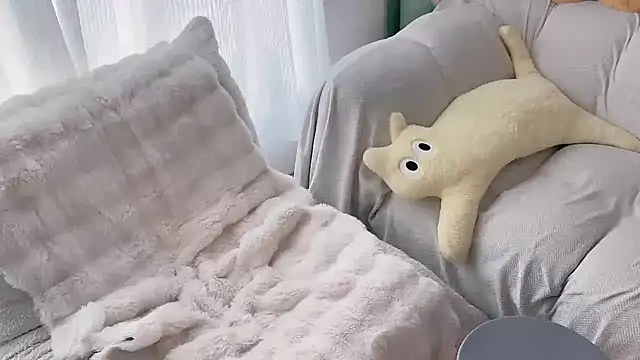 lsevenlll online show from February 2026 06:34:02 AM