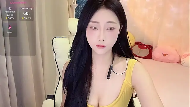 Snapshot of Ximi1 chatting on December 2025 10:55:01 PM Ximi1 online show from December 2025 10:55:01 PM