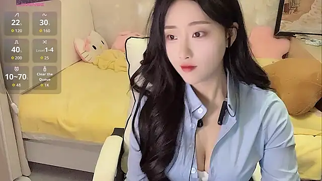 Snapshot of Ximi1 chatting on October 2025 09:58:02 PM Ximi1 online show from October 2025 09:58:02 PM