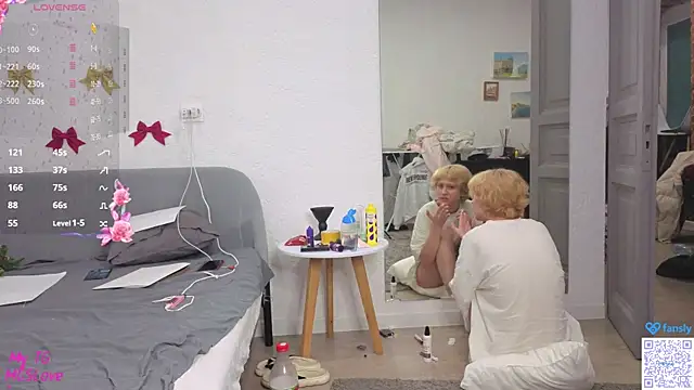 Melisaa Cooper online show from December 2025 09:42:01 AM