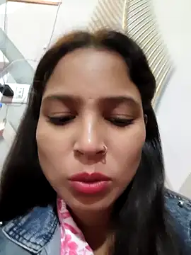 Anshika1431 online show from November 2025 03:39:02 AM