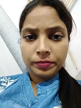 Anshika1431 online show from October 2025 03:53:01 PM