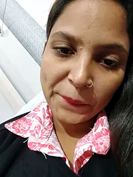 Anshika1431 online show from November 2025 03:10:02 AM