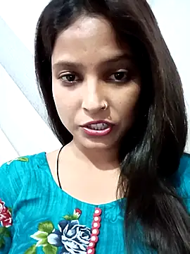 Anshika1431 online show from October 2025 10:58:02 AM