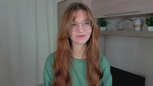 RachelColli online show from November 2025 01:37:01 PM