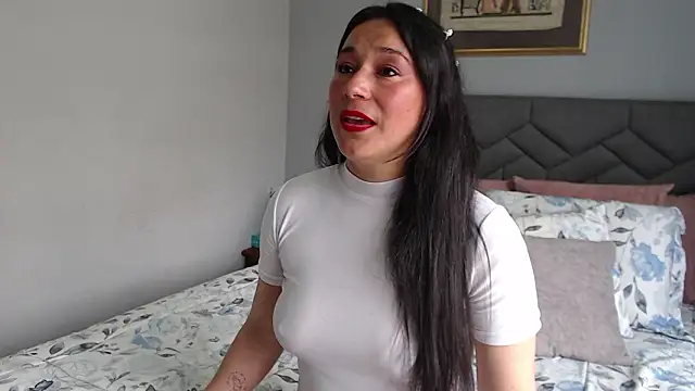 Elizabeth bennett 6 online show from March 2026 04:40:01 PM