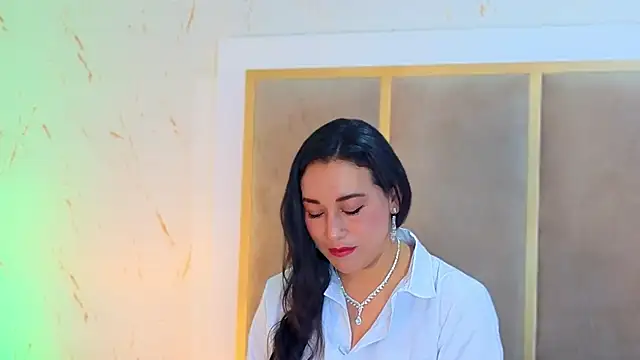 Snapshot of Elizabeth_bennett_6 chatting on October 2025 12:04:02 PM Elizabeth bennett 6 online show from October 2025 12:04:02 PM