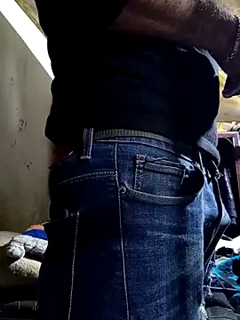 Snapshot of Cogelonregio chatting on November 2025 04:07:01 AM Cogelonregio online show from November 2025 04:07:01 AM