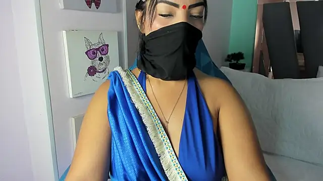 Snapshot of Iniya_Parul chatting on May 2026 02:33:02 PM Iniya Parul online show from May 2026 02:33:02 PM