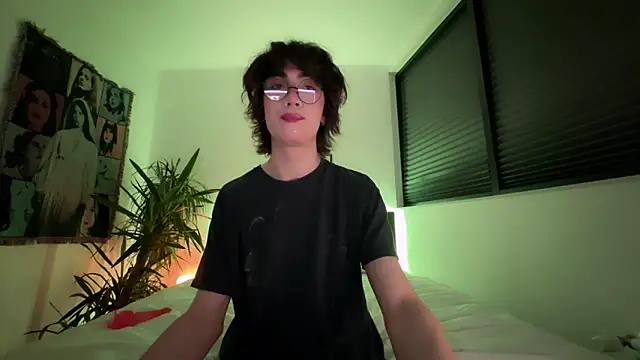 kira yoshika9e online show from November 2025 09:26:02 PM