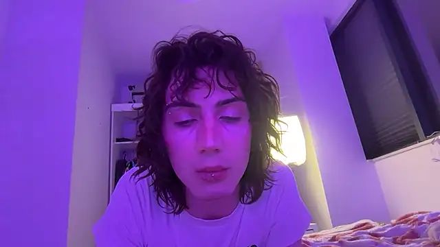 kira yoshika9e online show from April 2026 01:39:02 AM