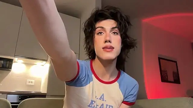 kira yoshika9e online show from March 2026 09:10:01 PM