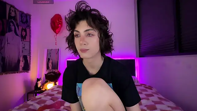 kira yoshika9e online show from February 2026 07:59:02 PM