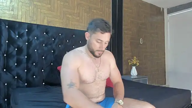 alexandro black online show from November 2025 08:14:01 PM