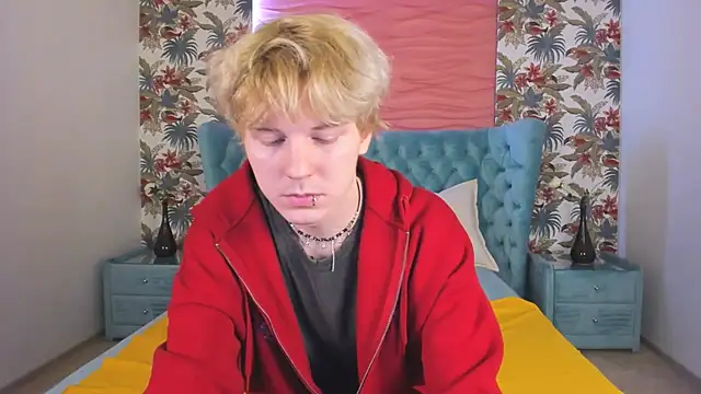 KevinMilky online show from October 2025 02:49:01 PM